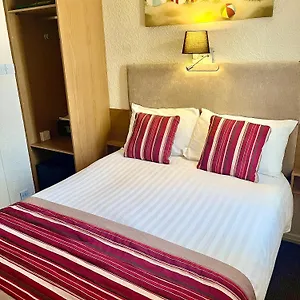 Hotel Clifton Court