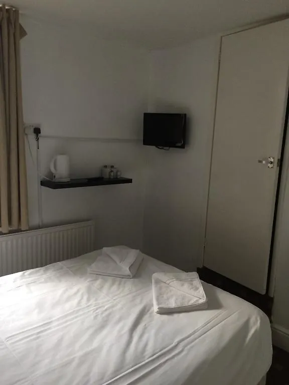 Malibu Hotel Blackpool 3*,